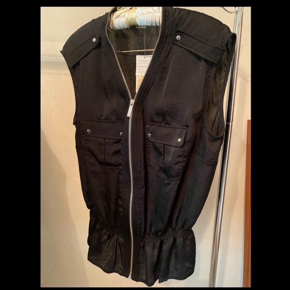 🆕 Michael Kors peplum vest